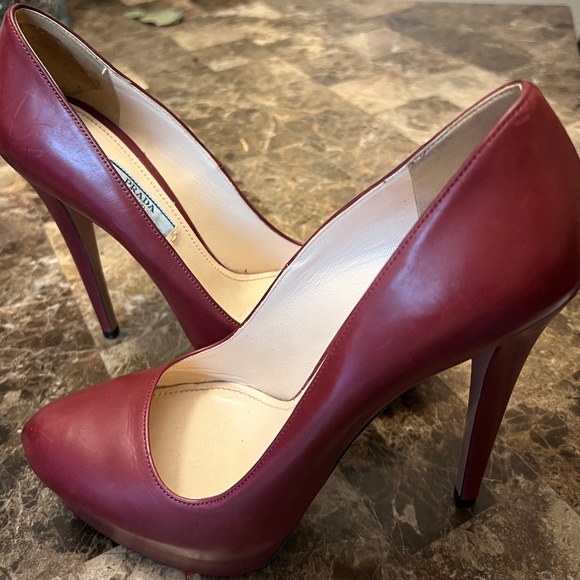 Prada Platform Pumps - Women's 38 - Picture 1 of 8